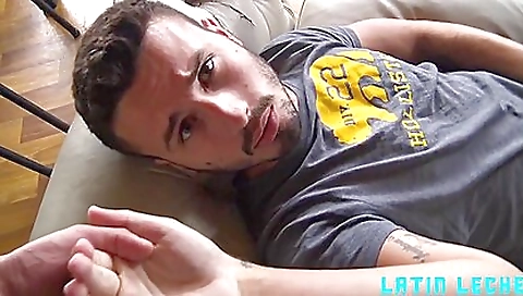 Milfuck necklac and cum in her pussy