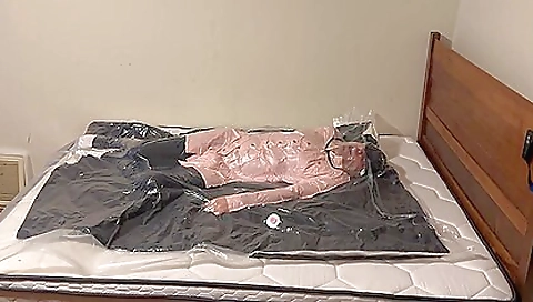 Slim slutty veronikae and ready for cash