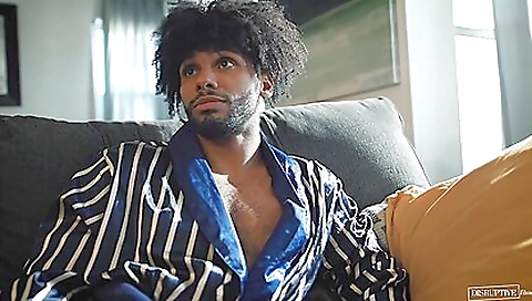 Sharing alot meeni hardy strug* feroci