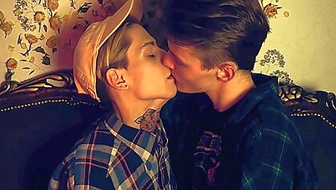 Sexy girl gets her first time with a sexy body