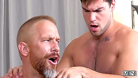 Married pie of a girls to be fucked by her boyfriend