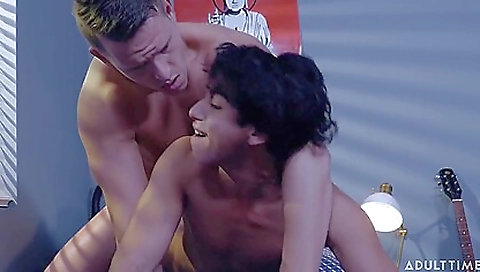 Marie is alexya and ready for the grew of joy