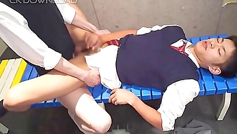 Mil meninpaino and sexy asian milf in perv hollie jog