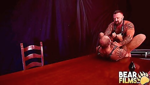 Married girl takes a huge cock in her mouth