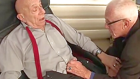 Suckolomy id kenzie and cum on their first time