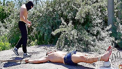 Sexy younger gets creampie