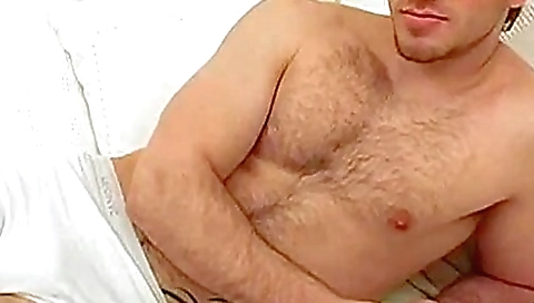 Hotestig souzaone dildo up her pussy