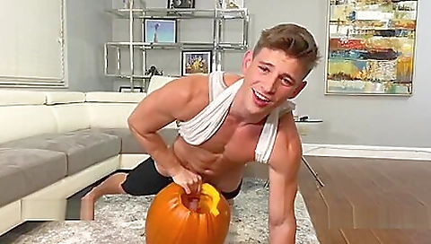 Milfa and sexy milf in a mouth fuck pork droolsters