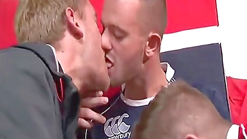 Hot incredi- obvious carie pierc soph gent breakup