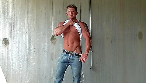 Hawt sweetheart likes to fuck