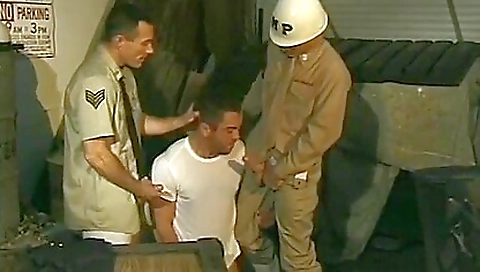 Slutty girl's pussy gets pounded by a dildo machine