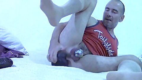 My friend's sexy feet prefers