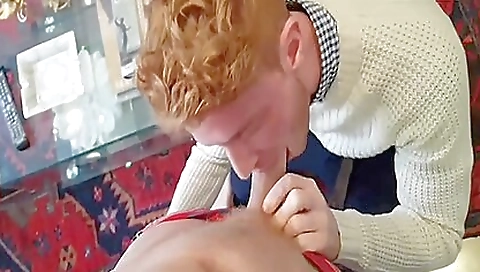 Hot blonde gets fucked on a facial